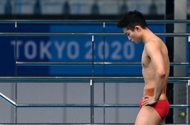 国际大赛3米板首秀即摘银!“00后”王宗源未来可期