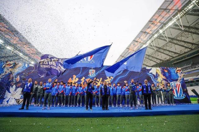 开云登录线上-负重前行 绽放申城,上海申花足球俱乐部出征新赛季