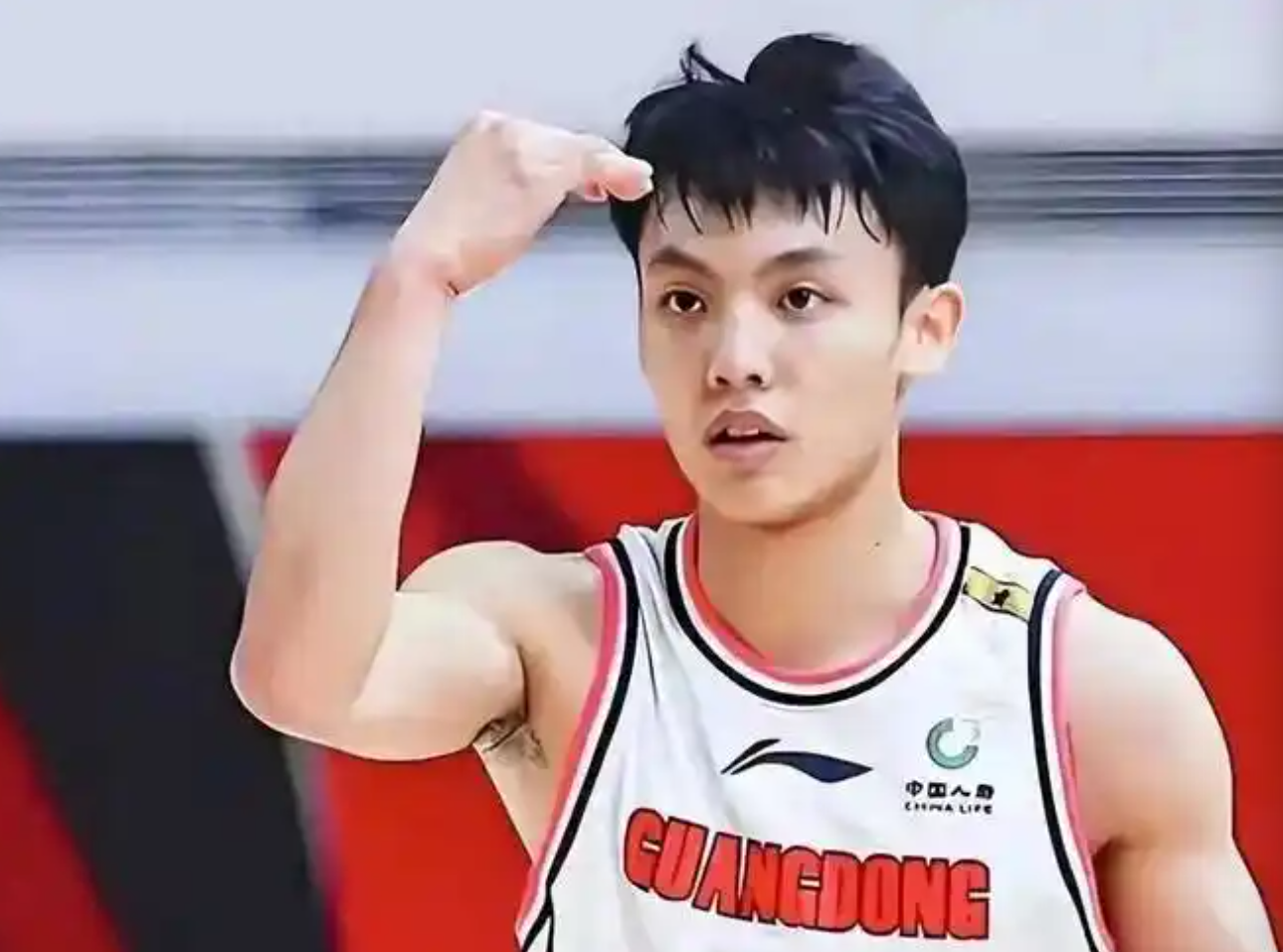 开云娱乐-领先18分到输球!揪出3个“废柴”,坑惨了广东队